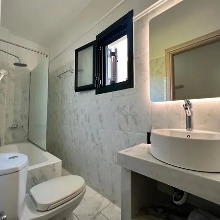 Ethereal Lefkas * Nydri (Lefkada)