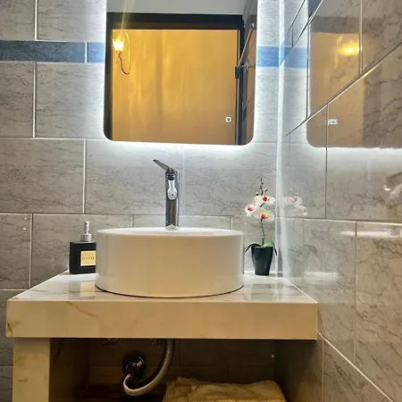 Ethereal Lefkas * Nydri (Lefkada)